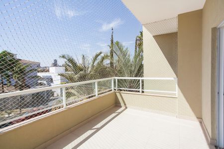 Casa de condomínio para alugar com 310m², 4 quartos e 3 vagasVaranda da Suíte 1