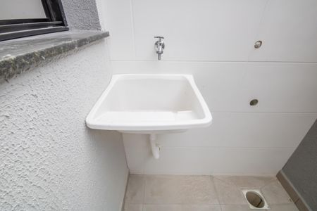 Casa de condomínio à venda com 67m², 2 quartos e 2 vagasÁrea de Serviço