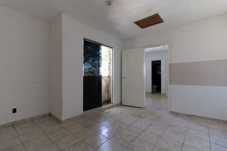 Quarto 2 de casa para alugar com 2 quartos, 60m² em Vila Moraes, São Paulo