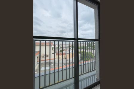 Casa de condomínio à venda com 67m², 2 quartos e 2 vagas Casa de condomínio à venda com 67m², 2 quartos e 2 vagasVaranda