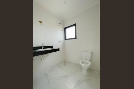 Casa de condomínio à venda com 67m², 2 quartos e 2 vagas Casa de condomínio à venda com 67m², 2 quartos e 2 vagasBanheiro da Suíte 1