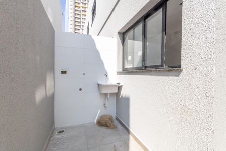 Casa à venda com 68m², 2 quartos e 2 vagasÁrea de Serviço