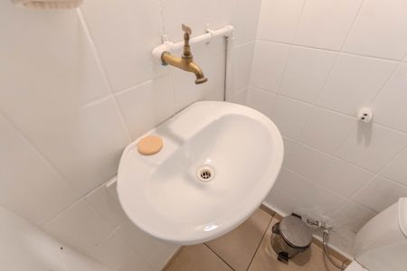 Casa à venda com 180m², 2 quartos e 1 vagaBanheiro de Serviço