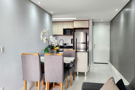 Apartamento à venda com 54m², 2 quartos e 1 vaga Apartamento à venda com 54m², 2 quartos e 1 vagaSala