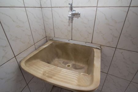 Casa para alugar com 30m², 2 quartos e sem vagaÁrea de Serviço