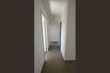 Apartamento à venda com 74m², 3 quartos e 1 vagaCorredor