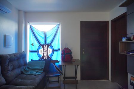 Sala de casa de condomínio à venda com 2 quartos, 60m² em Santo Afonso, Novo Hamburgo