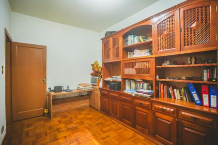 Casa à venda com 200m², 3 quartos e 2 vagasQuarto 1