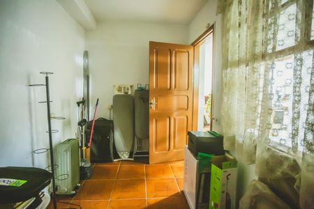 Casa à venda com 200m², 3 quartos e 2 vagasQuarto de Serviço