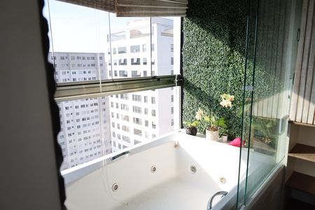 Apartamento à venda com 140m², 2 quartos e 2 vagasBanheiro da Suíte