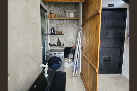 Apartamento à venda com 140m², 2 quartos e 2 vagas Apartamento à venda com 140m², 2 quartos e 2 vagasÁrea de Serviço