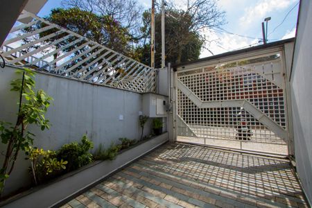 Casa à venda com 250m², 3 quartos e 4 vagasÁrea externa