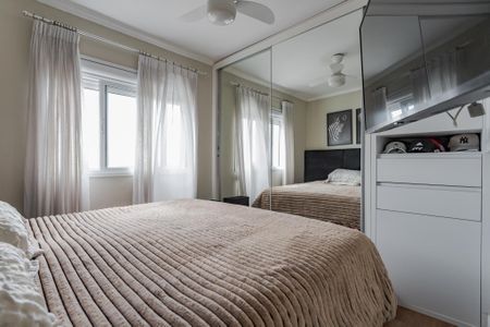 Suíte de apartamento à venda com 2 quartos, 81m² em São Geraldo, Porto Alegre