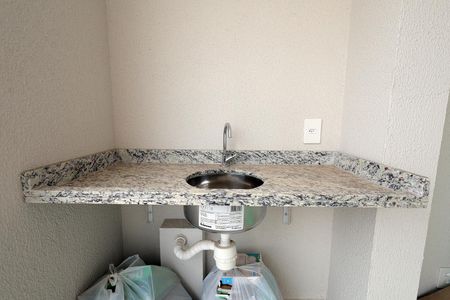 Apartamento para alugar com 70m², 2 quartos e 1 vagaSacada