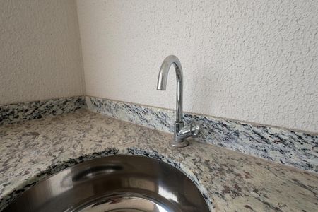 Apartamento para alugar com 70m², 2 quartos e 1 vagaSacada