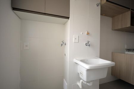 Apartamento para alugar com 70m², 2 quartos e 1 vagaÁrea de Serviço