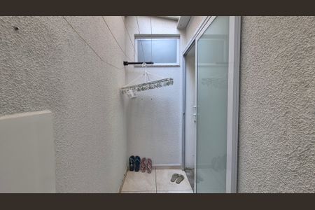 Apartamento à venda com 53m², 2 quartos e 1 vaga Apartamento à venda com 53m², 2 quartos e 1 vagaLavanderia