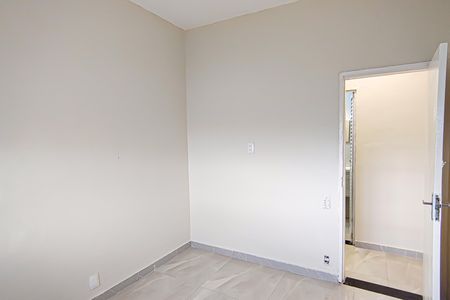 Quarto 1 de apartamento à venda com 3 quartos, 60m² em Pechincha, Rio de Janeiro