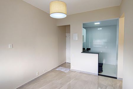 Sala de apartamento à venda com 3 quartos, 60m² em Pechincha, Rio de Janeiro