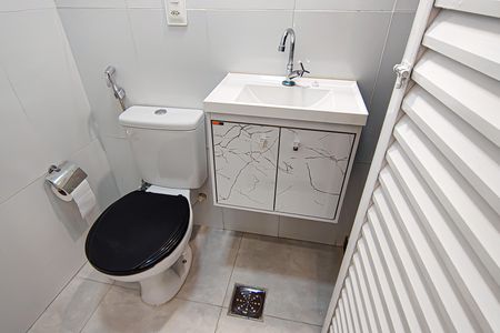 Apartamento à venda com 60m², 3 quartos e sem vagaBanheiro 