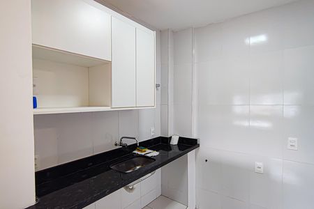 Apartamento à venda com 60m², 3 quartos e sem vagaCozinha e Área de Serviço