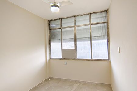 Quarto 2 de apartamento à venda com 3 quartos, 60m² em Pechincha, Rio de Janeiro