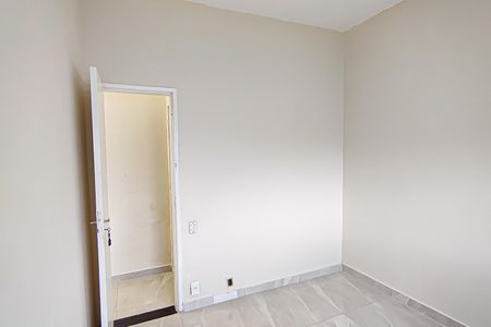 Quarto 2 de apartamento à venda com 3 quartos, 60m² em Pechincha, Rio de Janeiro