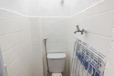 Apartamento à venda com 60m², 3 quartos e sem vagaBanheiro de Serviço