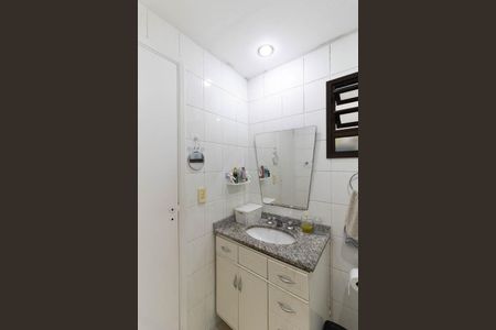 Apartamento à venda com 63m², 3 quartos e 1 vaga Apartamento à venda com 63m², 3 quartos e 1 vagaBanheiro da Semi Suíte