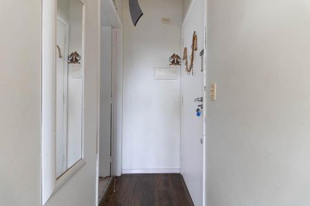 Apartamento à venda com 63m², 3 quartos e 1 vaga Apartamento à venda com 63m², 3 quartos e 1 vagaEntrada