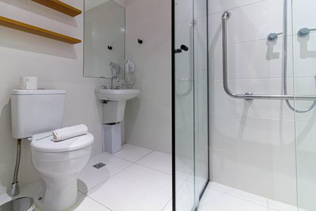 Studio para alugar com 21m², 1 quarto e sem vaga Studio para alugar com 21m², 1 quarto e sem vagaBanheiro