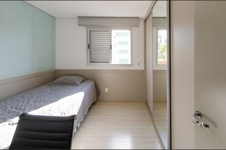 Apartamento à venda com 115m², 3 quartos e 3 vagas Apartamento à venda com 115m², 3 quartos e 3 vagasQuarto 2