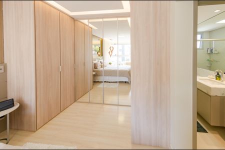 Apartamento à venda com 115m², 3 quartos e 3 vagas Apartamento à venda com 115m², 3 quartos e 3 vagasSuíte