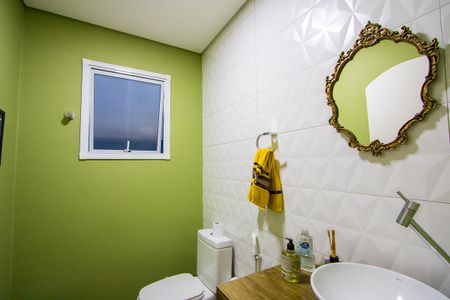 Casa à venda com 125m², 3 quartos e 2 vagas Casa à venda com 125m², 3 quartos e 2 vagasLavabo