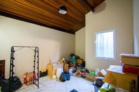 Casa à venda com 125m², 3 quartos e 2 vagas Casa à venda com 125m², 3 quartos e 2 vagasSótão