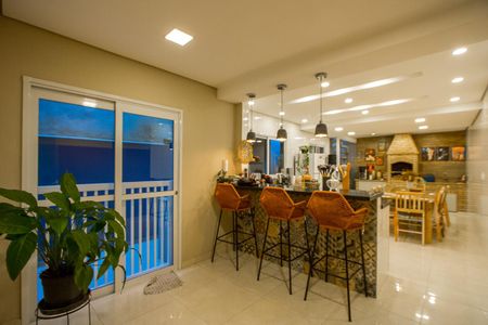 Casa à venda com 125m², 3 quartos e 2 vagas Casa à venda com 125m², 3 quartos e 2 vagasCozinha/Espaço gourmet