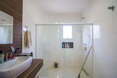 Casa à venda com 125m², 3 quartos e 2 vagas Casa à venda com 125m², 3 quartos e 2 vagasBanheiro do quarto 1