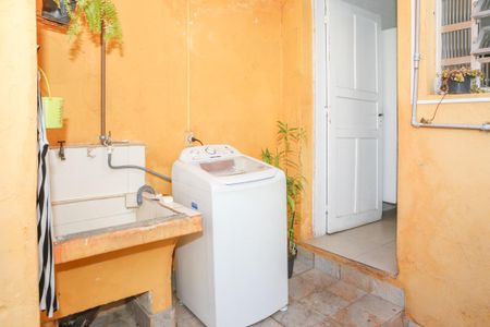 Casa à venda com 113m², 3 quartos e 1 vaga Casa à venda com 113m², 3 quartos e 1 vagaÁrea de Serviço e Quintal