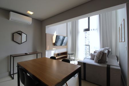 Apartamento à venda com 70m², 1 quarto e 1 vagaSala/Cozinha