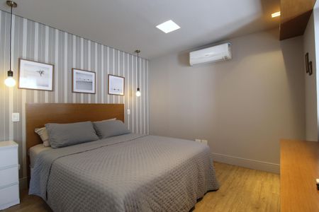 Quarto Suíte de apartamento à venda com 1 quarto, 70m² em Vila Olímpia, São Paulo