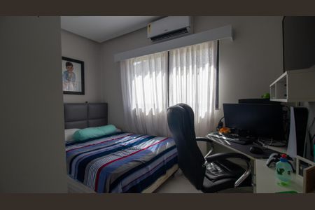 Casa de condomínio à venda com 214m², 4 quartos e 2 vagas Casa de condomínio à venda com 214m², 4 quartos e 2 vagasSuíte 3