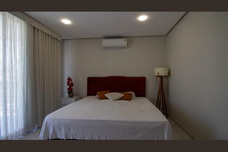 Casa de condomínio à venda com 214m², 4 quartos e 2 vagas Casa de condomínio à venda com 214m², 4 quartos e 2 vagasSuíte 1