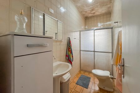 Casa à venda com 160m², 4 quartos e sem vaga Casa à venda com 160m², 4 quartos e sem vagaBanheiro 2