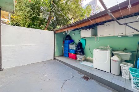 Casa à venda com 160m², 4 quartos e sem vaga Casa à venda com 160m², 4 quartos e sem vagaÁrea Externa