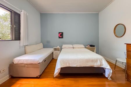 Casa à venda com 160m², 4 quartos e sem vaga Casa à venda com 160m², 4 quartos e sem vagaQuarto 2