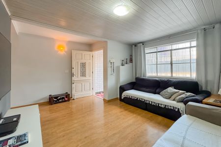 Casa à venda com 160m², 4 quartos e sem vaga Casa à venda com 160m², 4 quartos e sem vagaSala