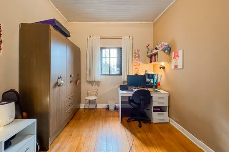 Casa à venda com 160m², 4 quartos e sem vaga Casa à venda com 160m², 4 quartos e sem vagaQuarto 1