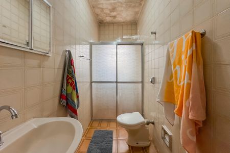 Casa à venda com 160m², 4 quartos e sem vaga Casa à venda com 160m², 4 quartos e sem vagaBanheiro 2