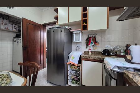 Casa à venda com 180m², 3 quartos e 2 vagasCozinha