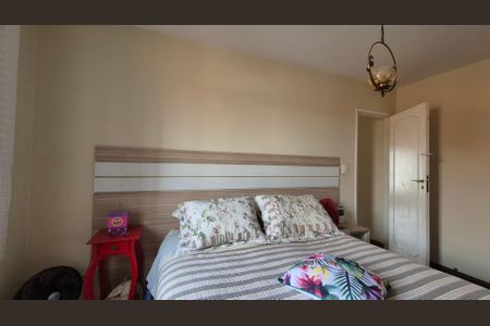 Casa à venda com 180m², 3 quartos e 2 vagasSuíte